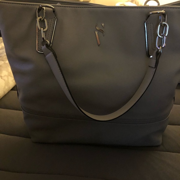 Handbag - Picture 2 of 3